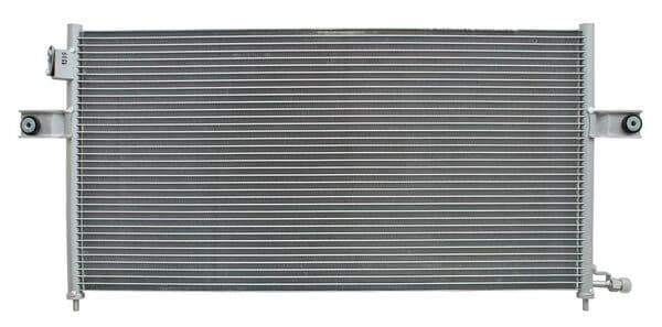 Condensador Nissan Pu D22 2008-2015