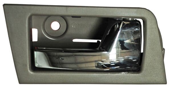 Manija Interior Ford Escape 2008-2012/ Ford Focus/Mercury Mariner 2008-2012 Gris/ Cromo Trasera Plastico Derecha