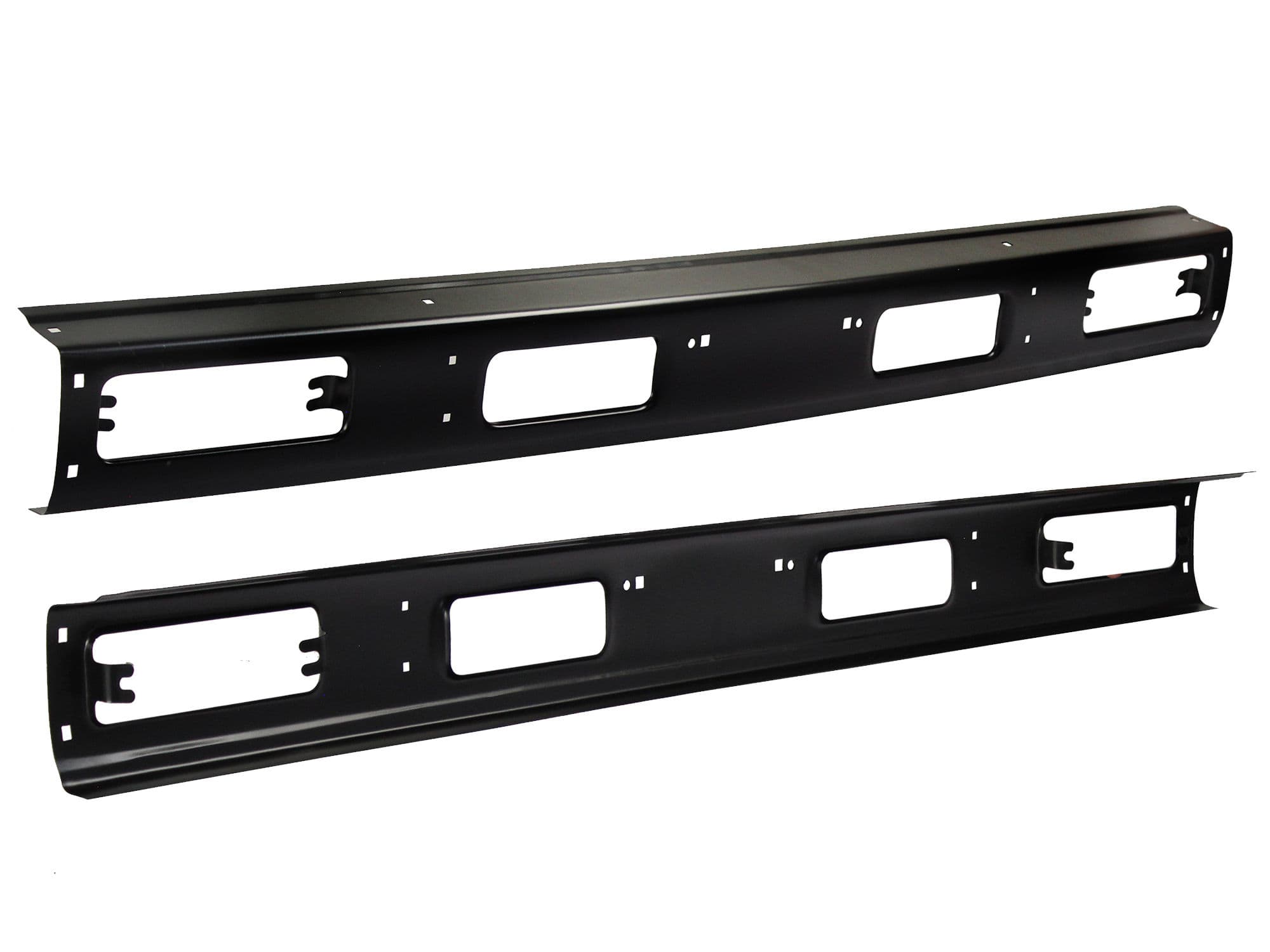 Defensa Delantera Nissan 720 1984-1993 Negra