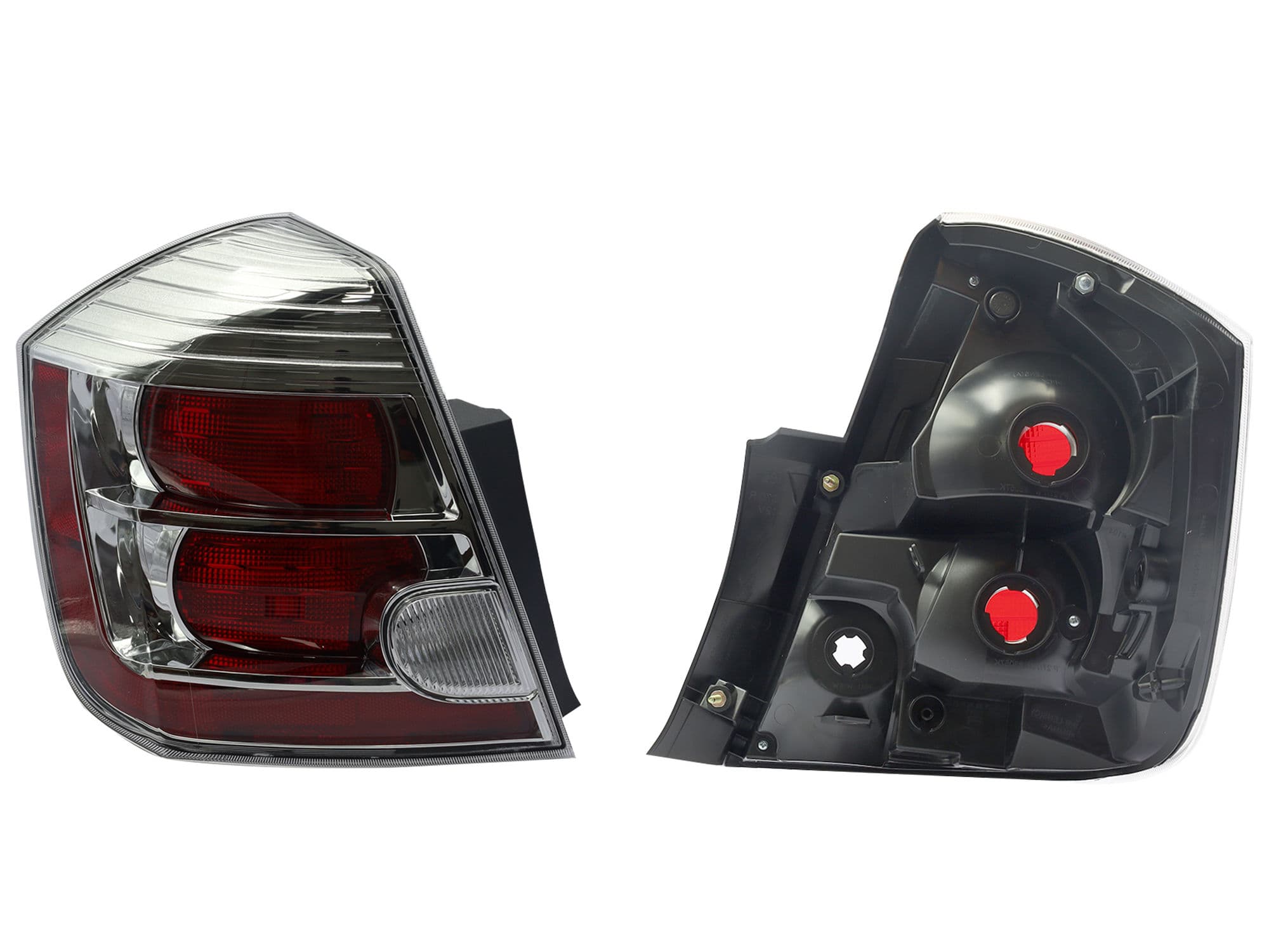Calavera Izquierda Nissan Sentra B-16 2010-2012 Sin Arnés Clara Filo Cromado Rojo Blanco