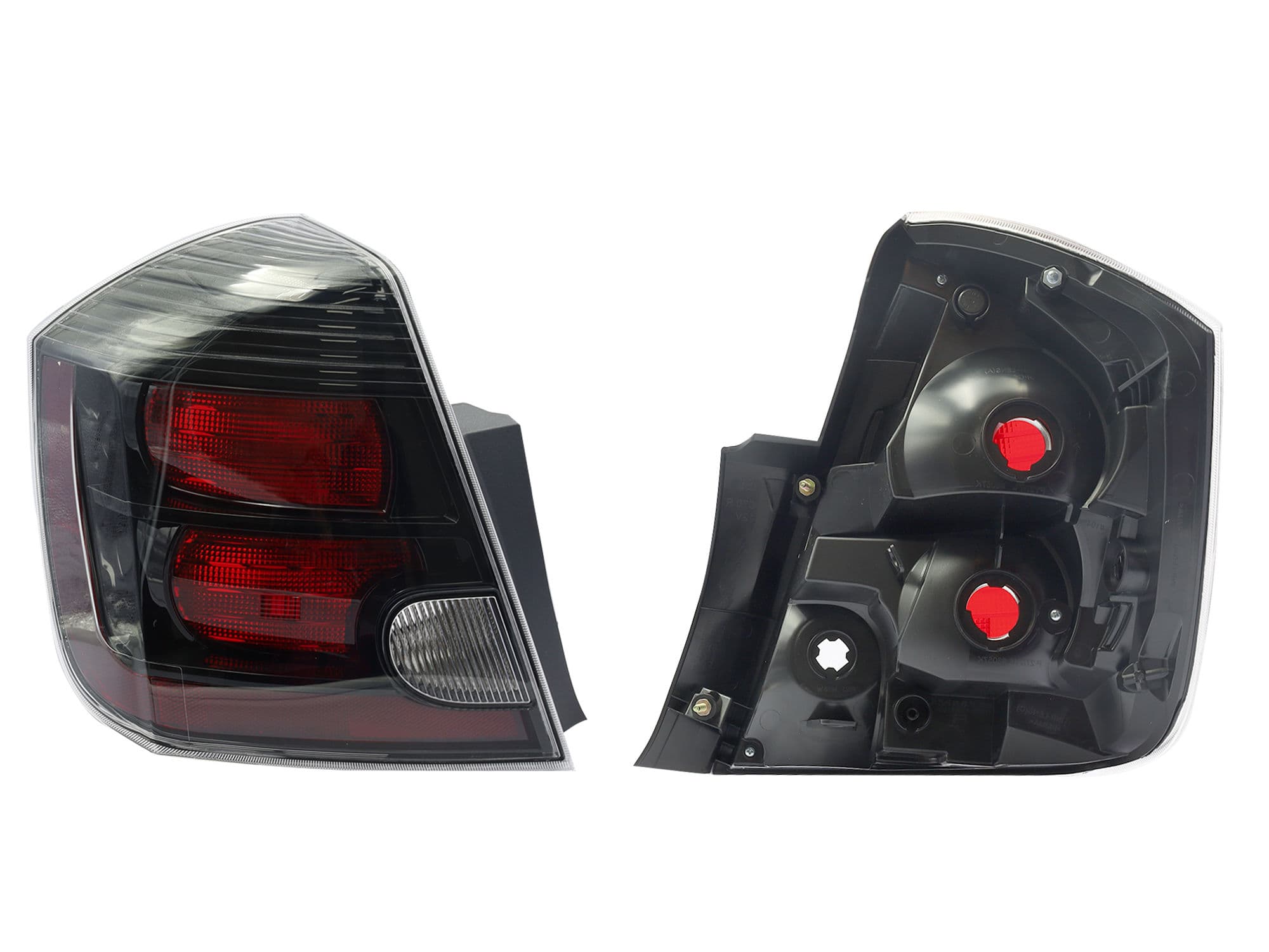 Calavera Izquierda Nissan Sentra B-16 SE-R 2010-2012 Sin Arnés Oscura Filo Negro Rojo Blanco