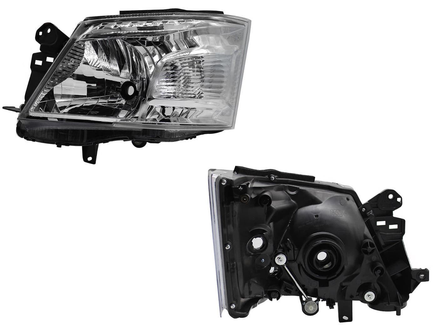 Faro Izquierdo Nissan NV-350 2013-2018 Fondo Cromado