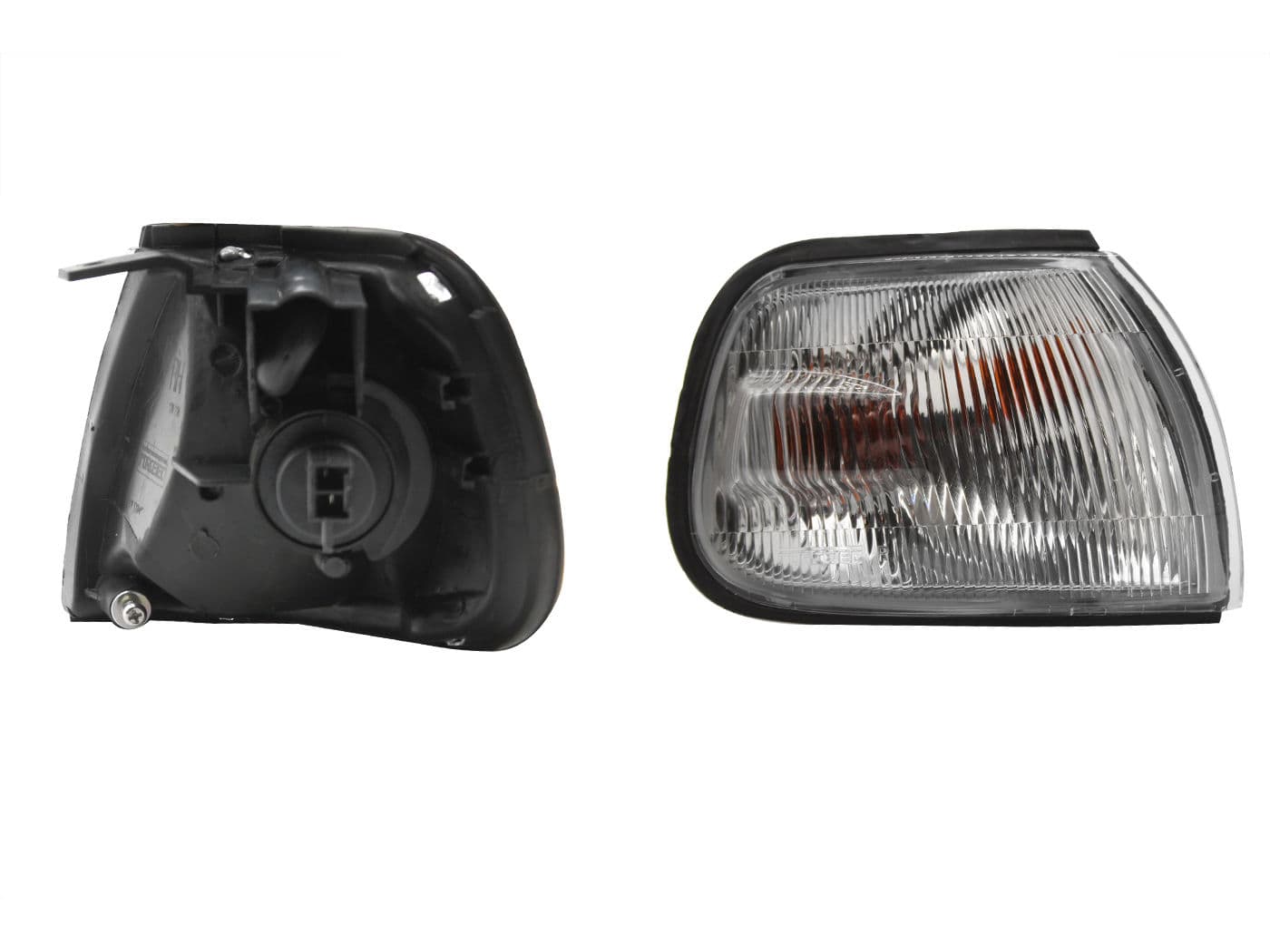 Cuarto Derecho Esquina Nissan Ts-iii 2001-2017 Blanco 2 Piezas
