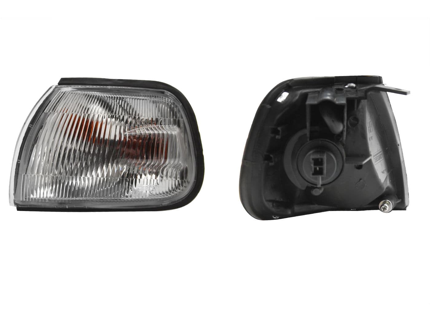 Cuarto Izquierdo Esquina Nissan Ts-iii 2001-2017 Blanco 2 Piezas