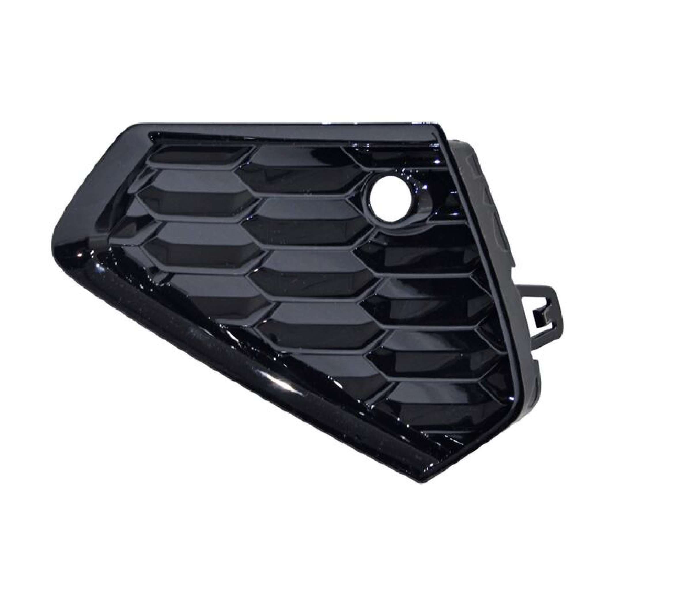 Parrilla Trasera Audi A3 2022-2025 Con Hoyo Para Sensor Derecha