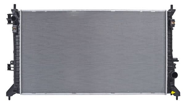 Radiador Chev Pu 2019-2023 Silverado/ Sierra 1500 L4 2.7 Lts Std Con S Aa 2035x2019 1/5x2026mm Alum Sold Jst